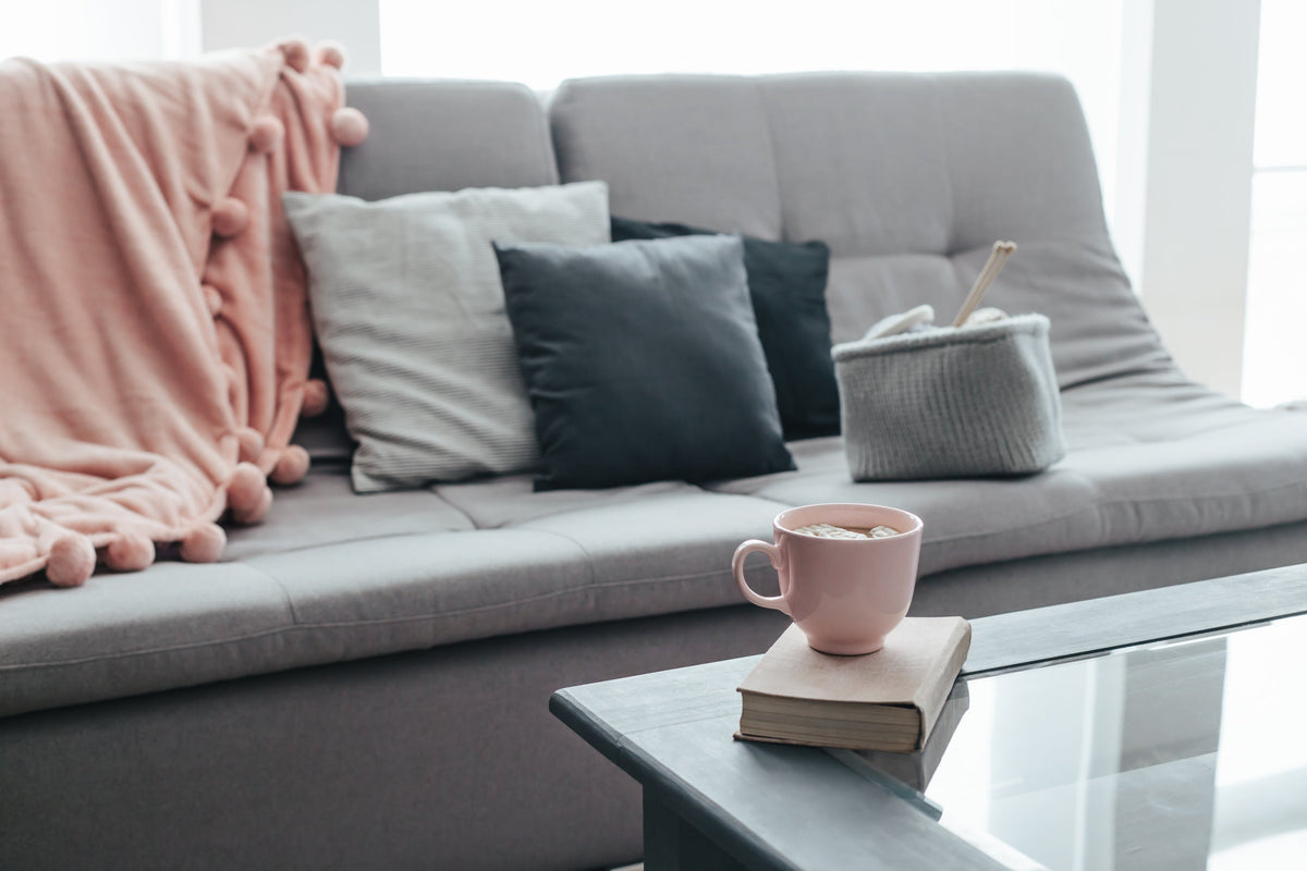 Cushions & throws