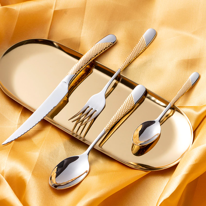 Diagonal Texture Cutlery Set – product image 1