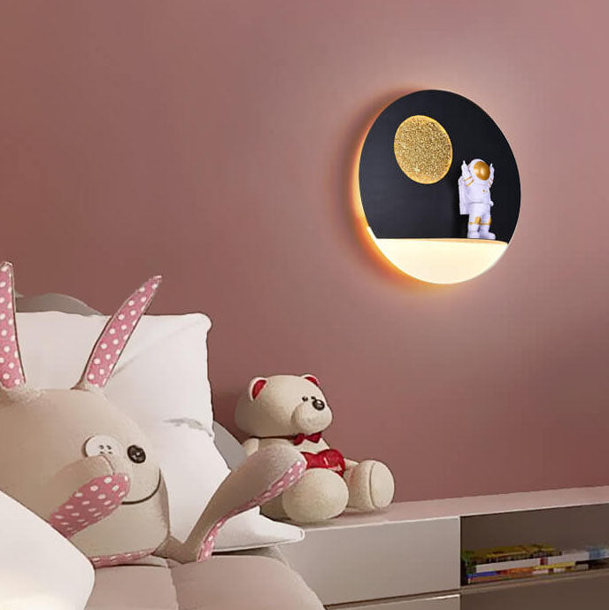 Astronaut LED Wall Light, 15 W
