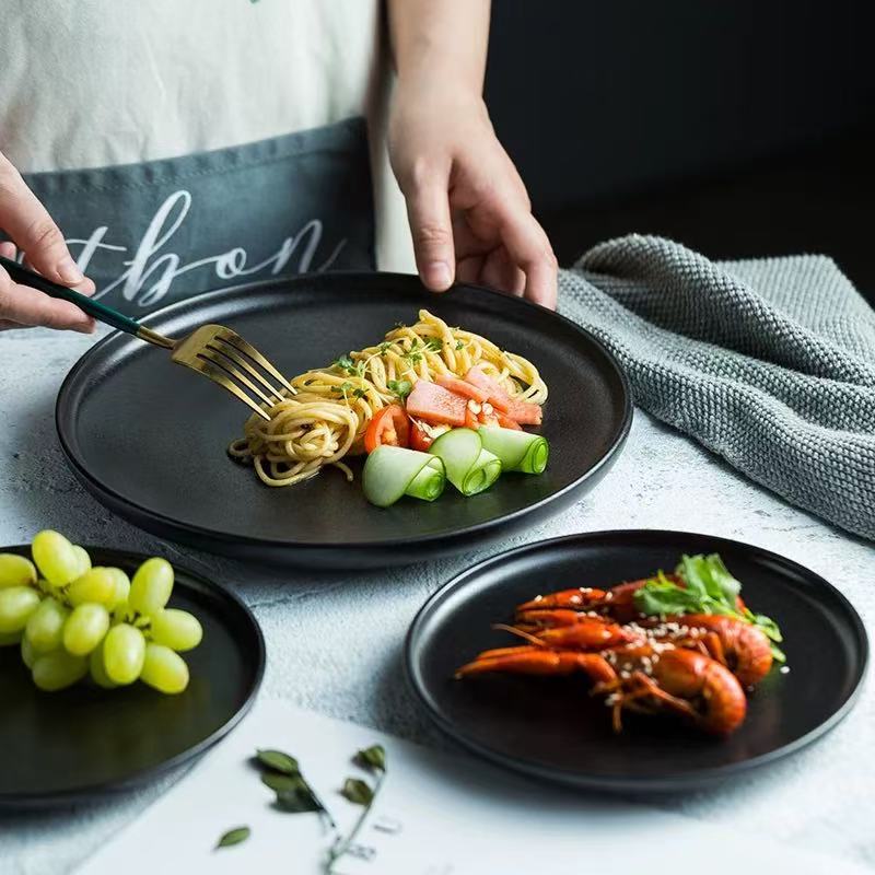 Round Matte Serving Plates – product image 2