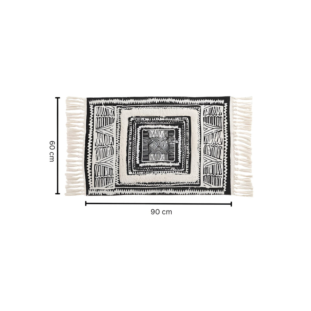 Black and White Geometric Tassel Rug – image 5