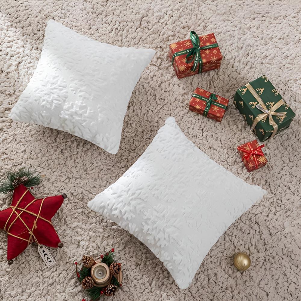 Textured Snowflake Cushion Cover – image 4