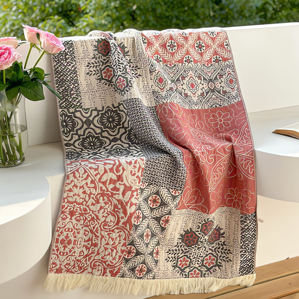 Patterned Cotton Bath Towel – image 4