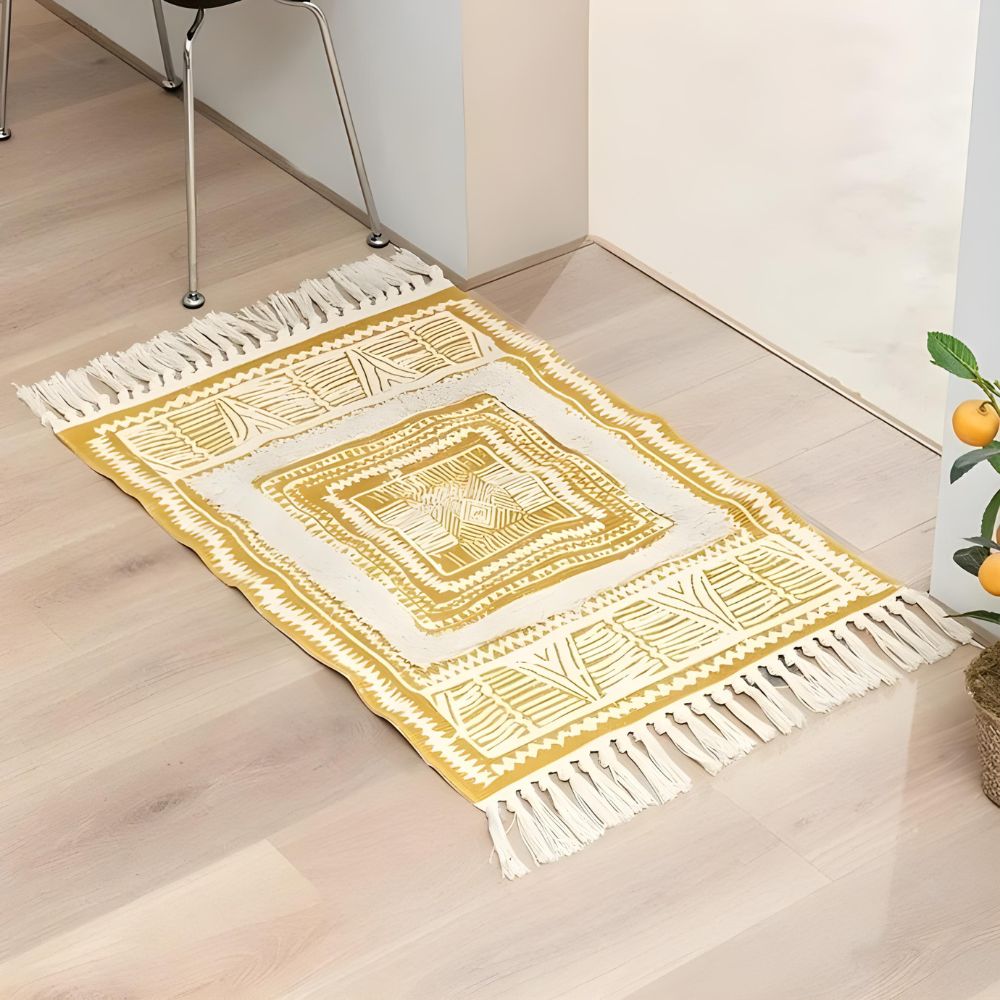 Yellow Geometric Fringed Rug – image 1