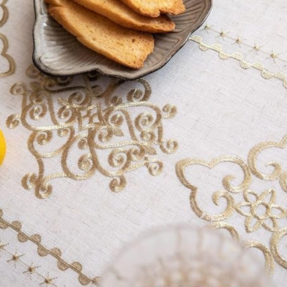 Embroidered Jacquard Tassel Tablecloth – image 7