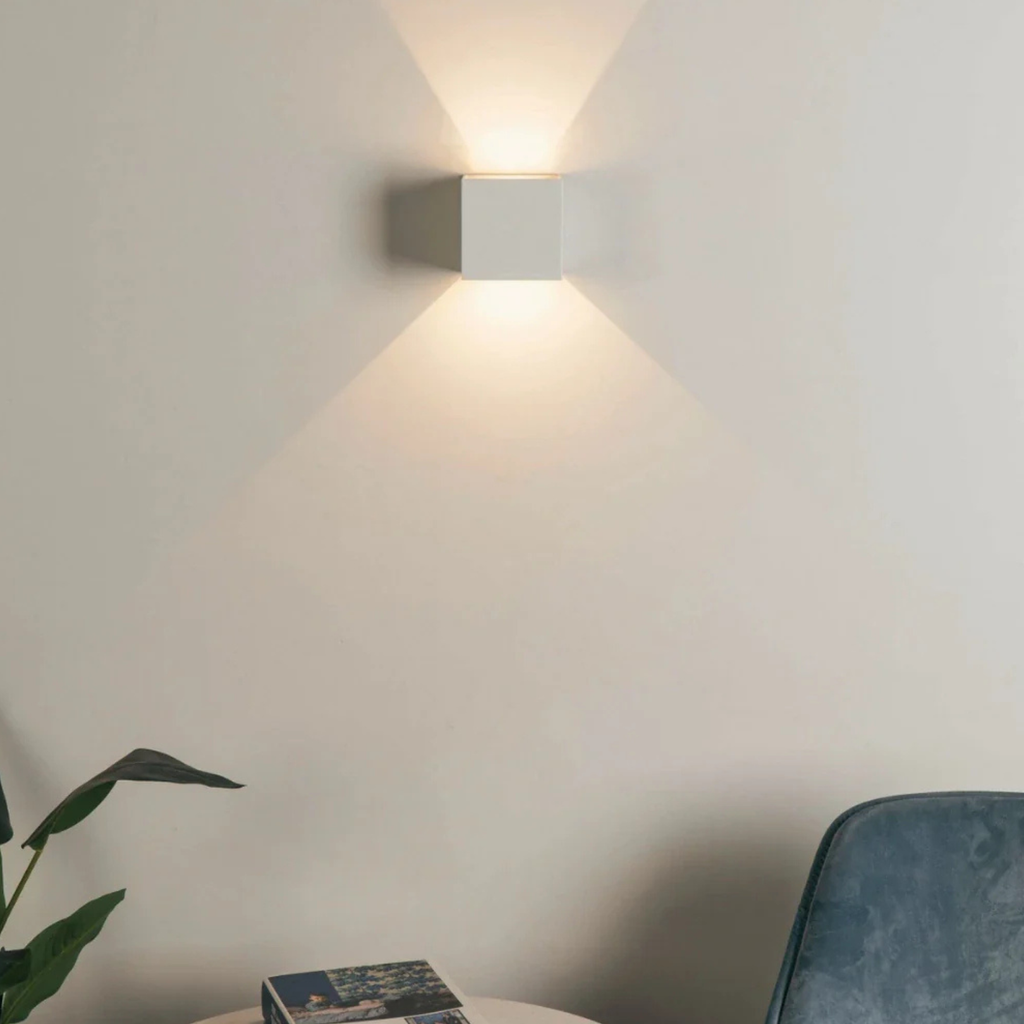 Adjustable-Beam LED Cube Wall Light - view 9