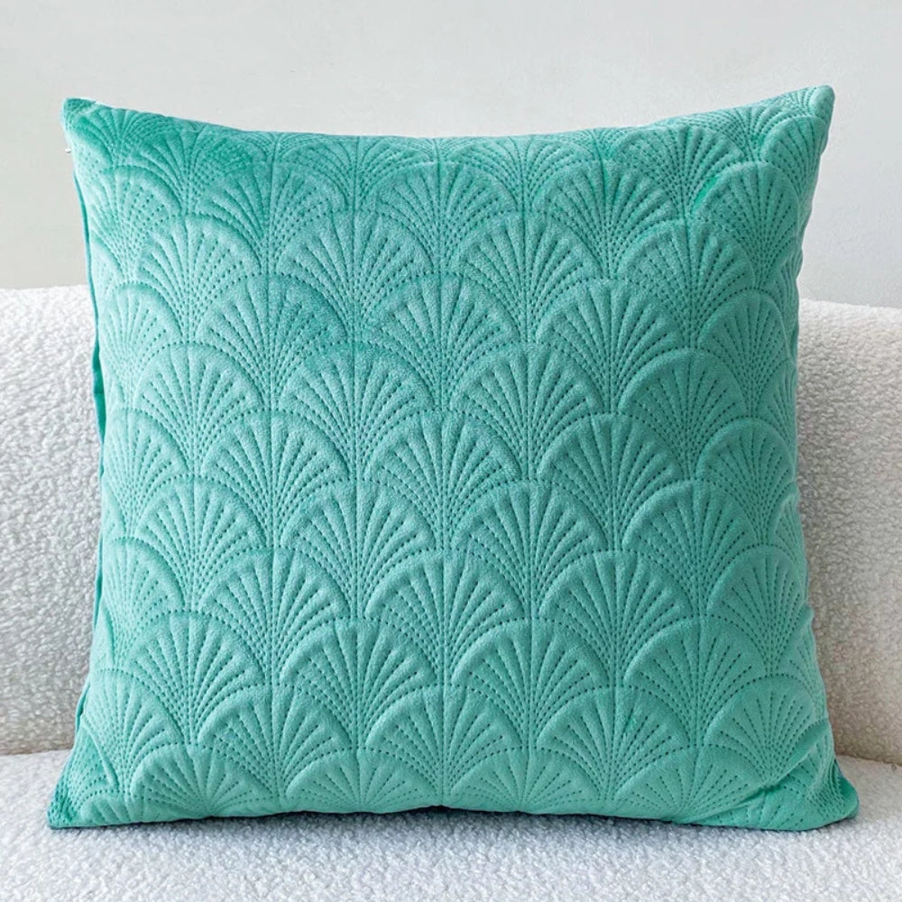 Scallop Pattern Velvet Cushion Cover – image 1