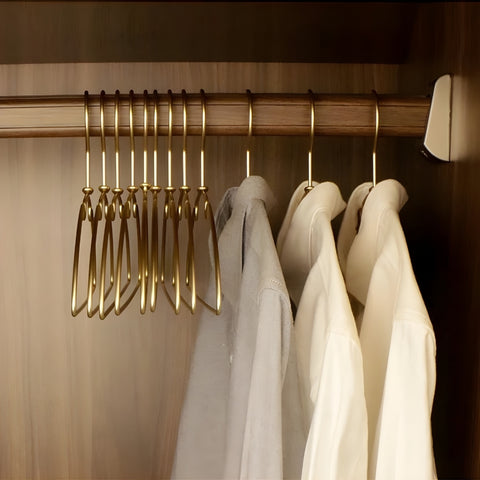 Curved Aluminium Clothes Hangers Set of 10 – image 10
