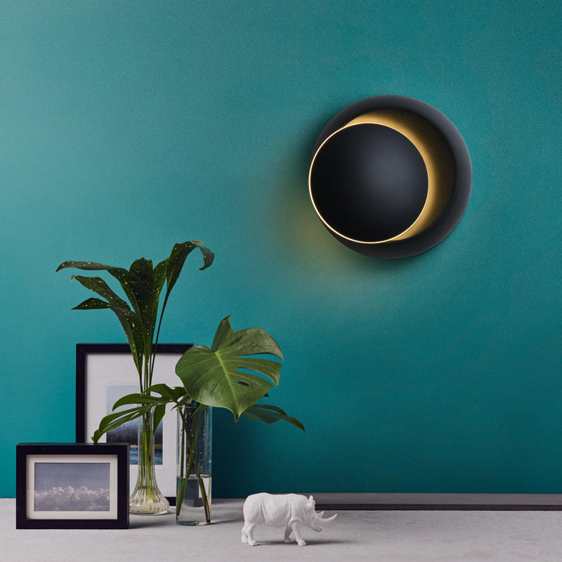 Rotating Eclipse LED Wall Light, 5 W