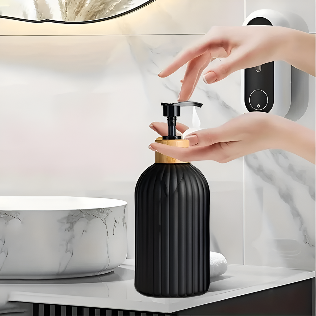 Black Ribbed Soap Dispenser with Bamboo Accent, 499.79 ml - product view 4