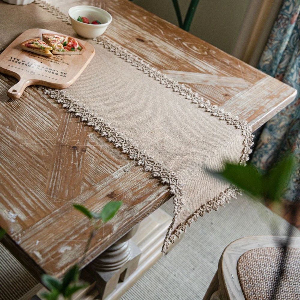 Natural Jute Table Runner with Decorative Edge – image 1