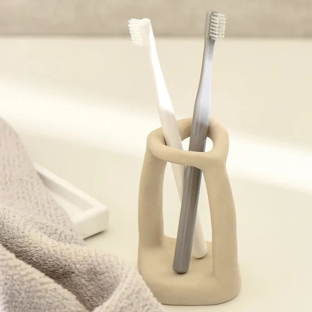 Sculptural Ceramic Loop Toothbrush and Pen Holder – image 2