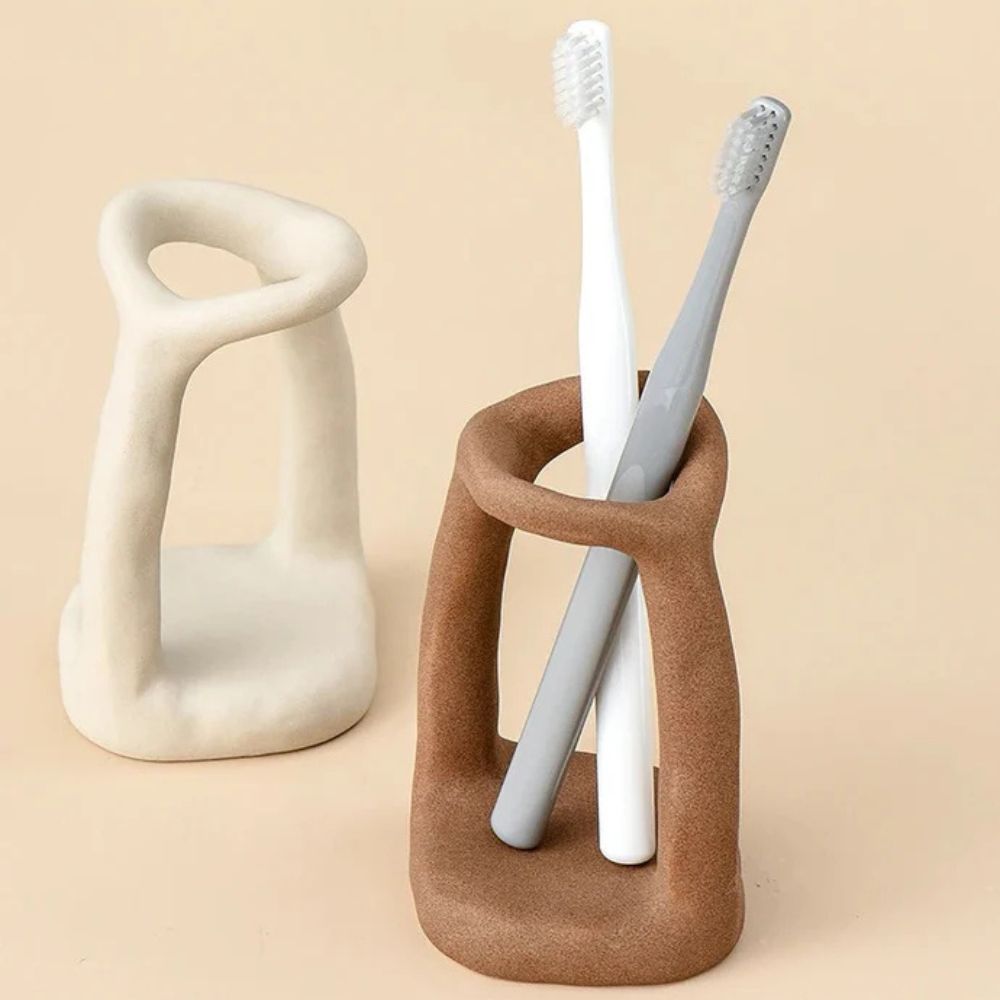 Sculptural Ceramic Loop Toothbrush and Pen Holder – image 4