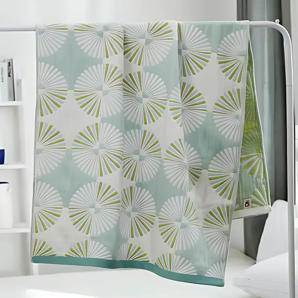 Floral Jacquard Cotton Bath Towel – image 1