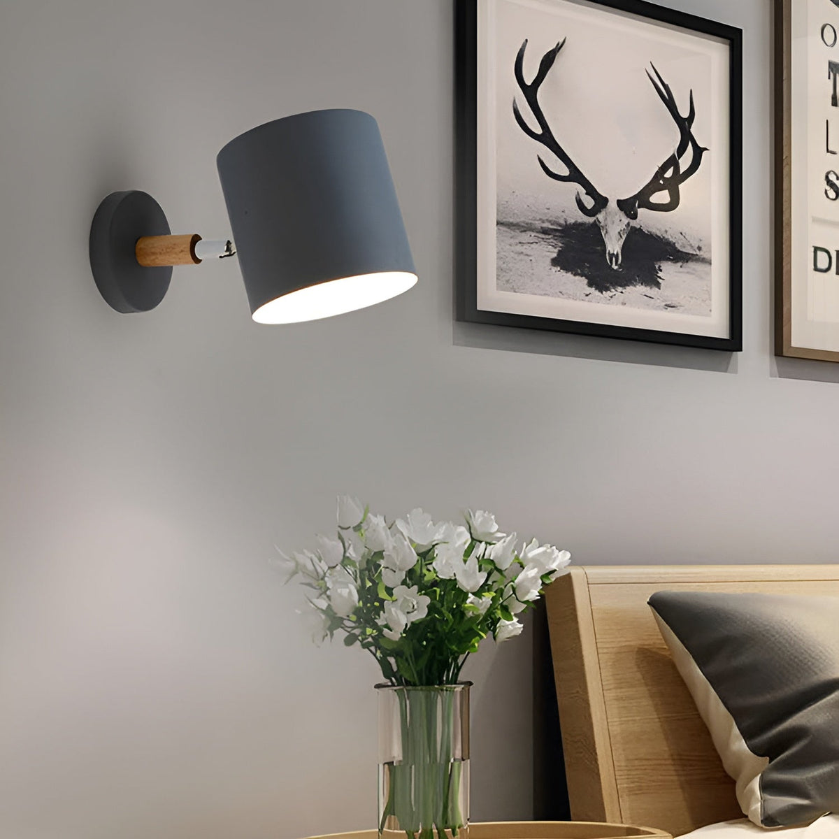 Adjustable Wall Lamp