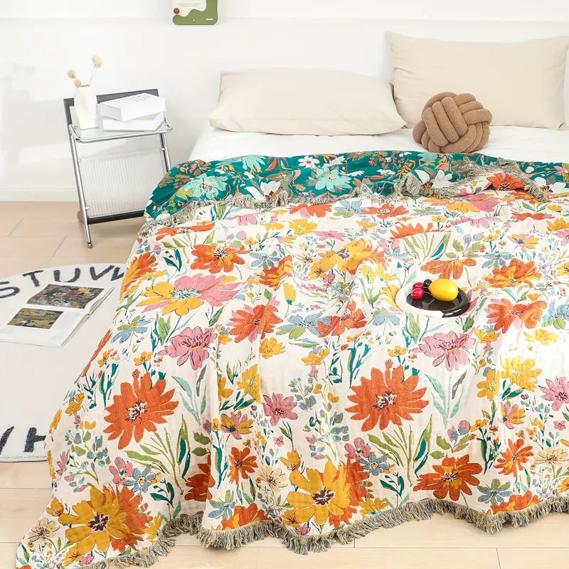 All-Season Floral Cotton Blanket for the Home - product view 2