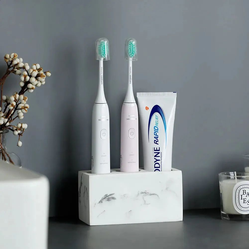 Marbled Resin Toothbrush Holder with 3 Compartments - product view 5