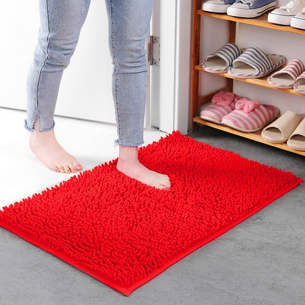 Soft Chenille Bath Mat – image 3