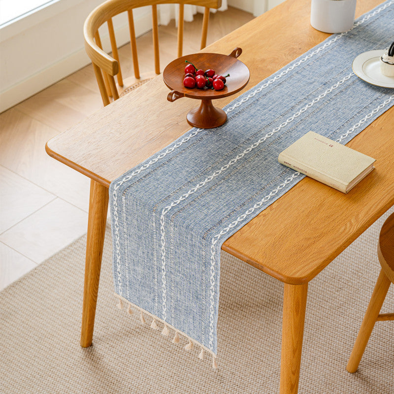 Woven Fringed Table Runner – product image 5