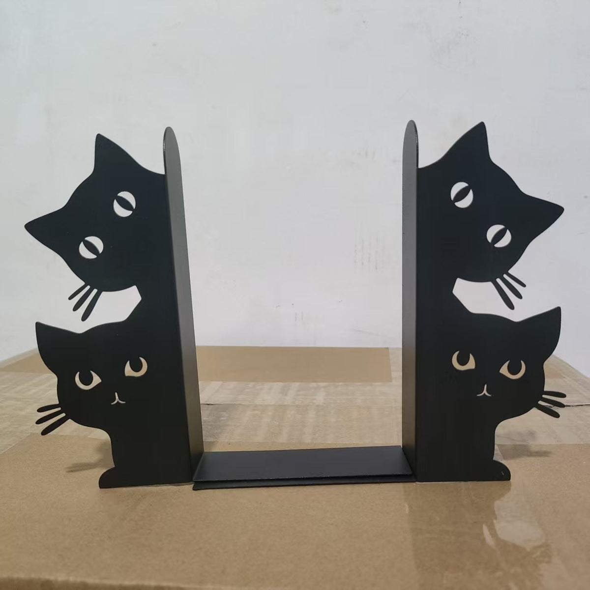 Decorative Animal Silhouette Bookends – product image 2