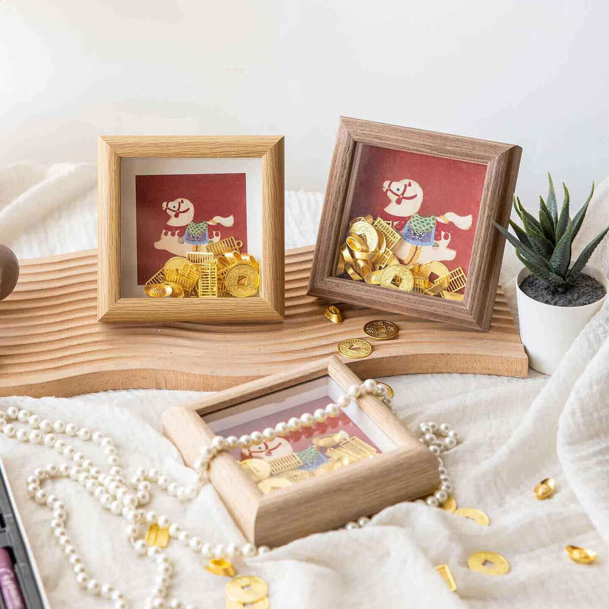 Decorative Wooden Photo Frame – product image 6