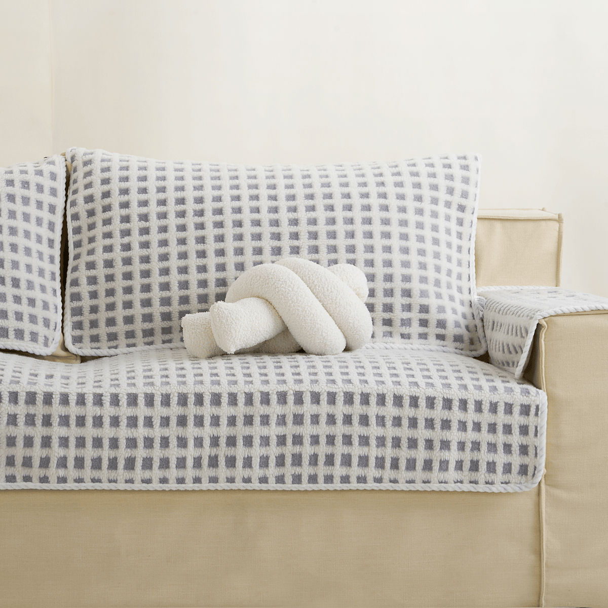 Twisted Knot Plush Cushion, 50.8 x 27.94 cm - product view 4
