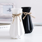 Small Fluted Plastic Flower Vase, 10 cm
