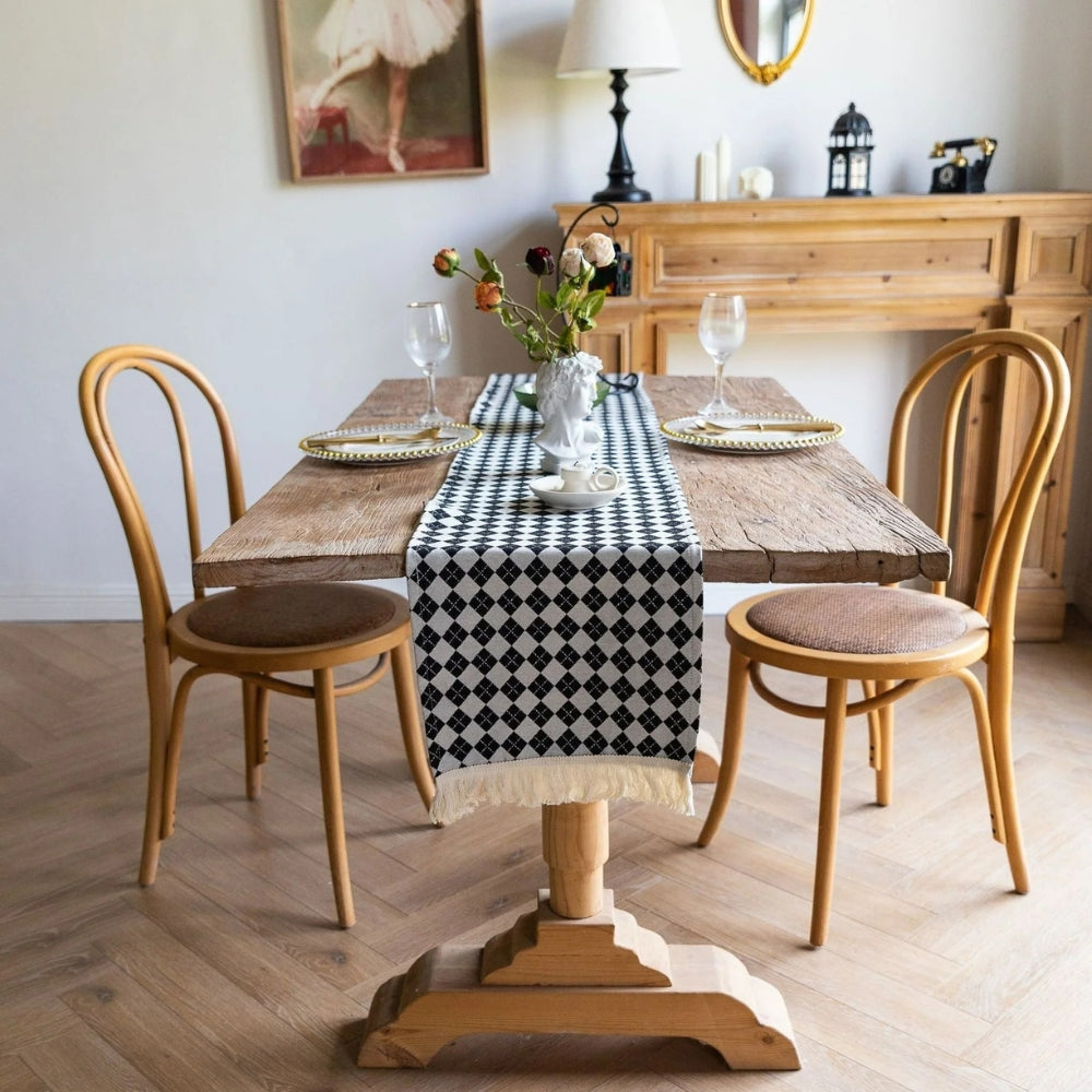 Chequered Tassel Table Runner – image 7