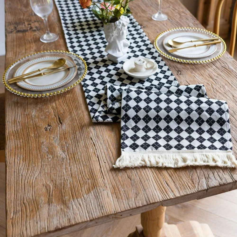 Chequered Tassel Table Runner – image 2