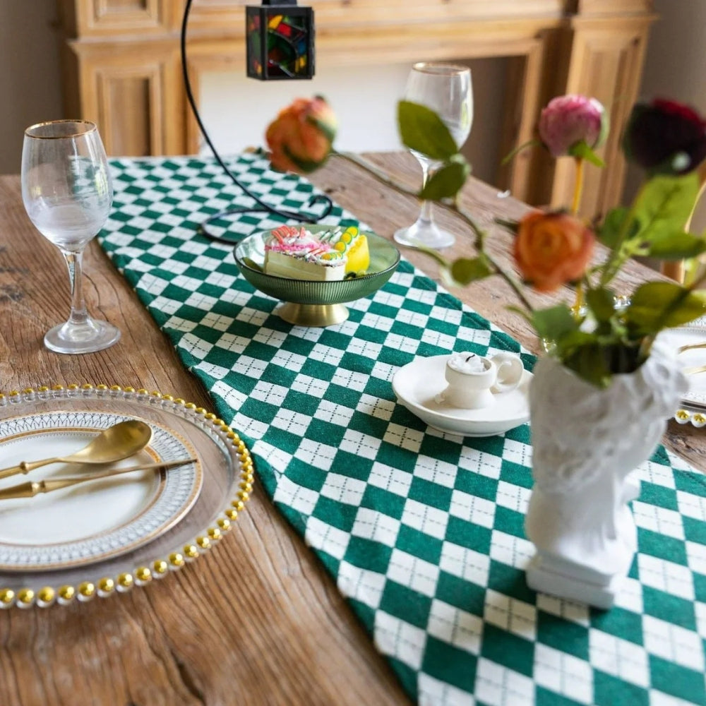Chequered Tassel Table Runner – image 8