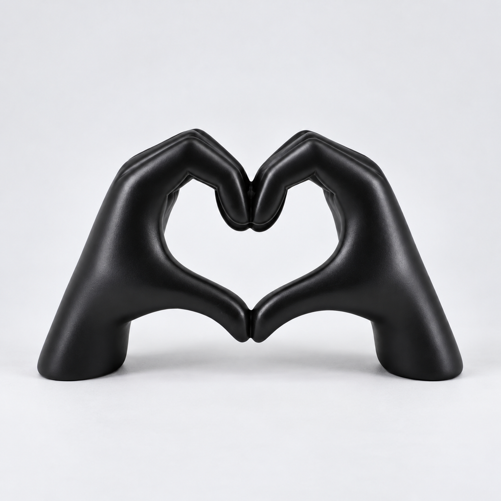 Wooden Decorative Figure Handcrafted Figurine Heart Shape