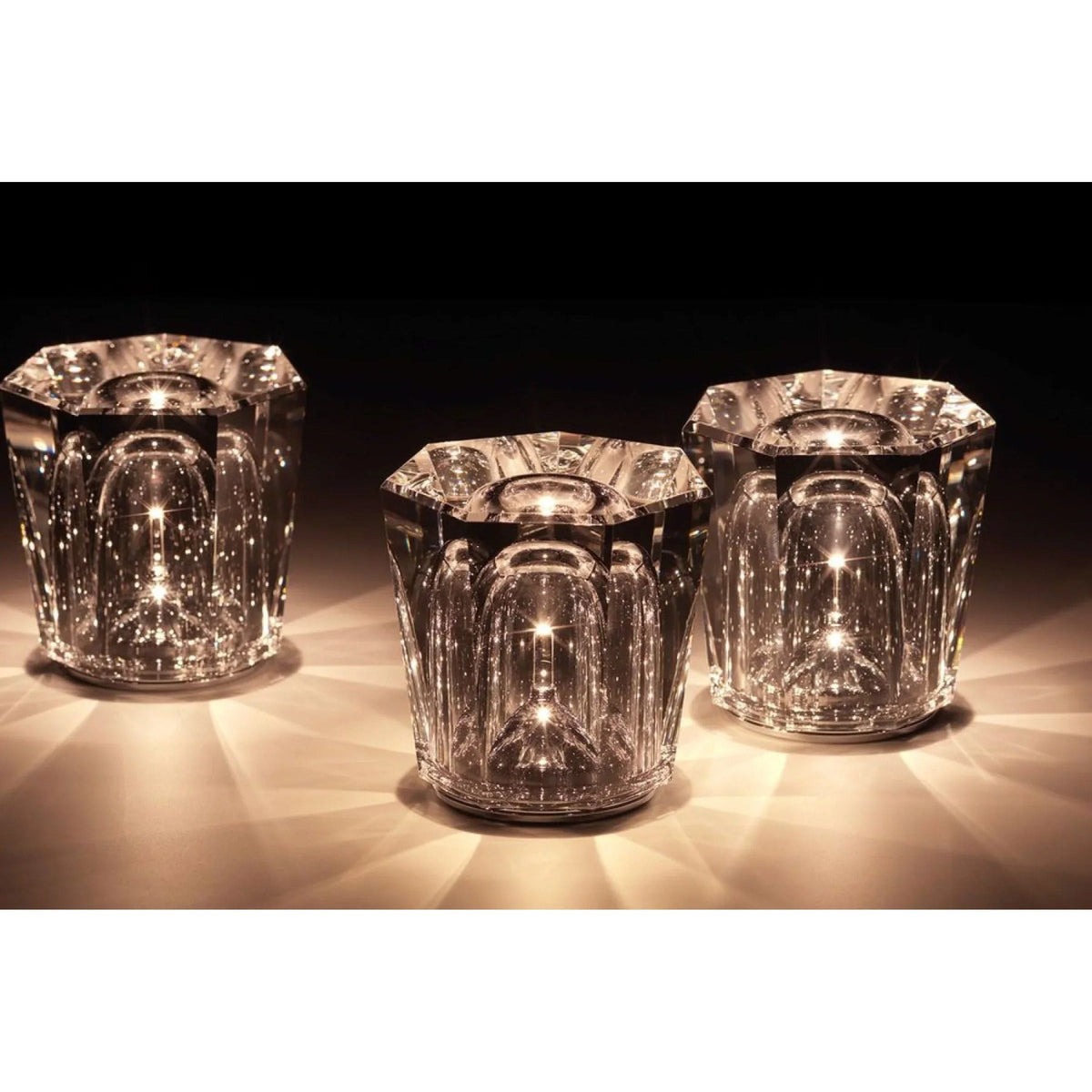 Diamond Pattern USB Rechargeable LED Table Lamp