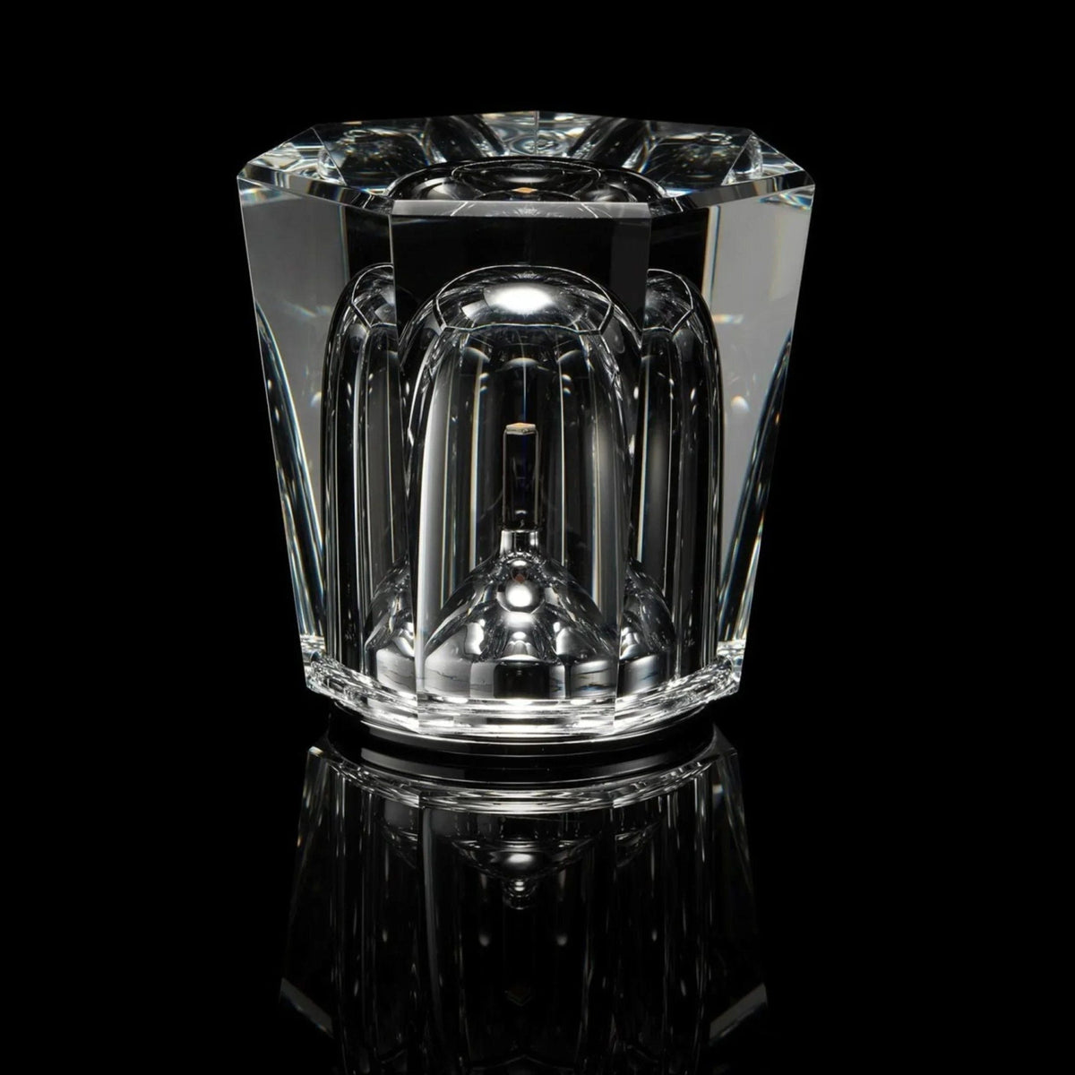 Diamond Pattern USB Rechargeable LED Table Lamp