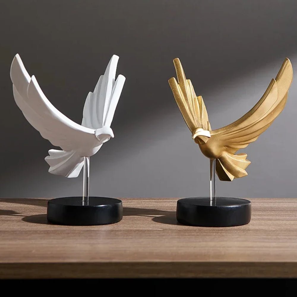 Resin Eagle Sculpture, 26 cm