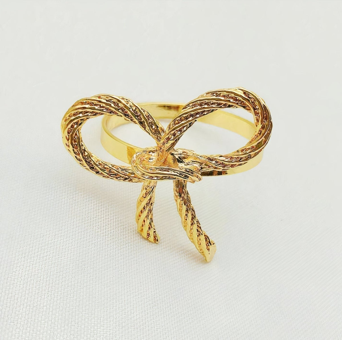 Metal Bow Napkin Rings, Set of 6