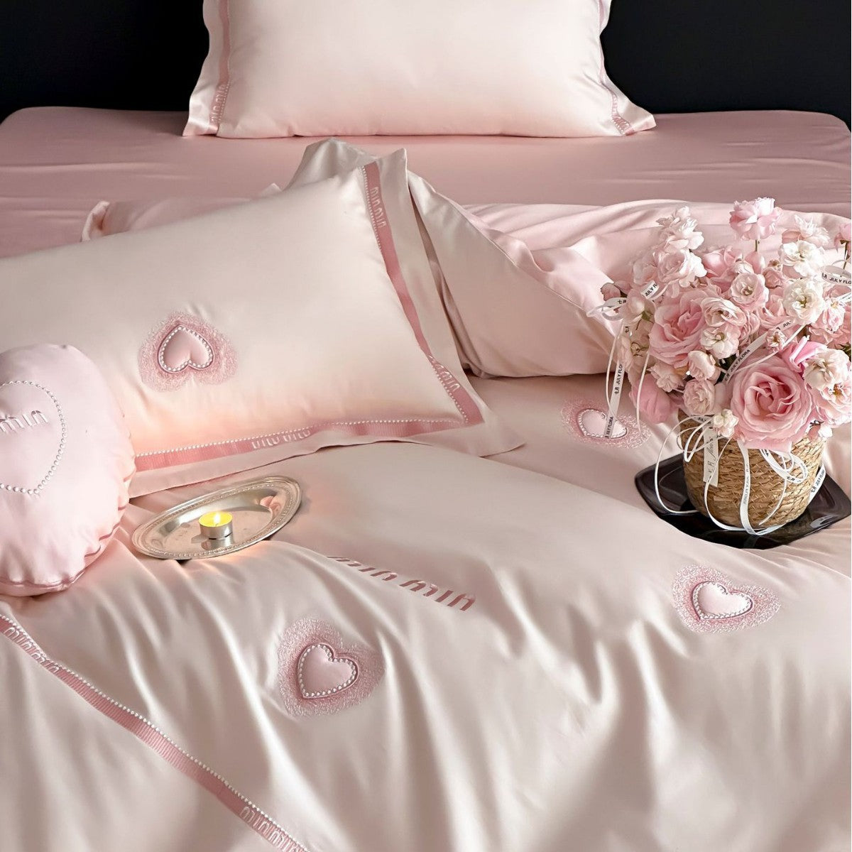 Cotton Sateen Bedding Set with Heart Appliqué