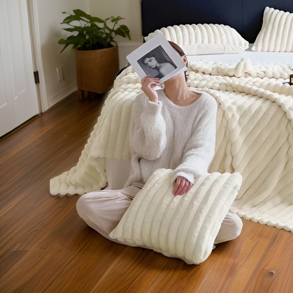 Fleece Throw Blanket Soft Cosy Plush Large Drape