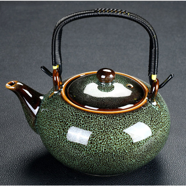 Glazed Ceramic Teapot, 700 mL – product image 1