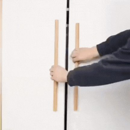 Foldable Five-Arm Trouser Hanger – image 8