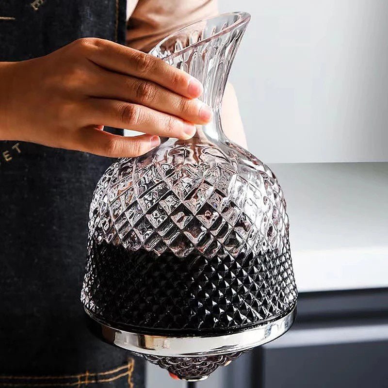 Rotating Crystal Wine Decanter with Base, 1.5 L