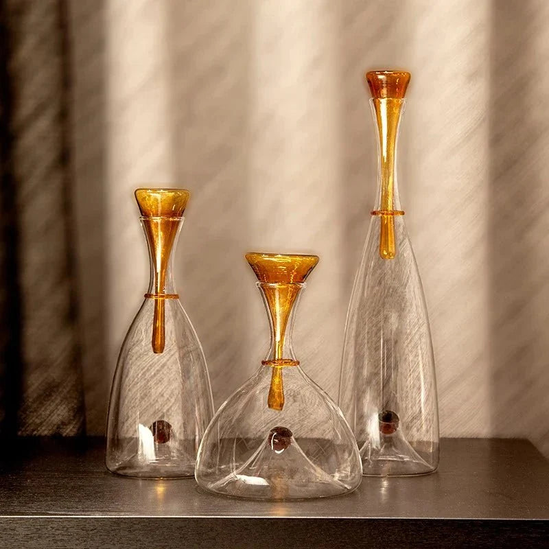 Glass Wine Decanter with Decorative Stopper