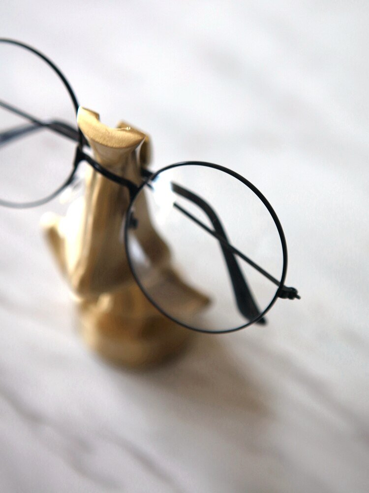 Gold Finish Metal Nose and Glasses Ornament, 12.5 cm