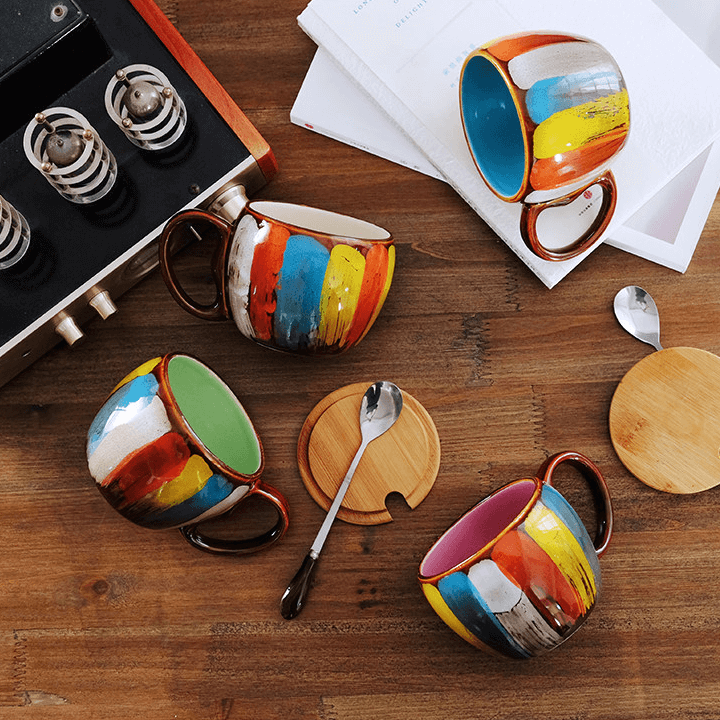 Glazed Ceramic Mug with Lid and Spoon, 350 ml