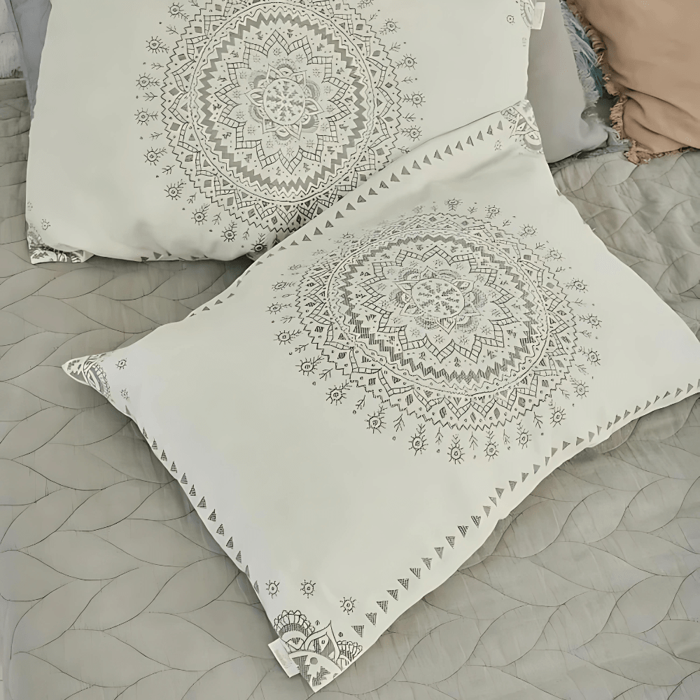 Cotton Gauze Mandala Pillowcases, Set of 2, 48 x 74 cm