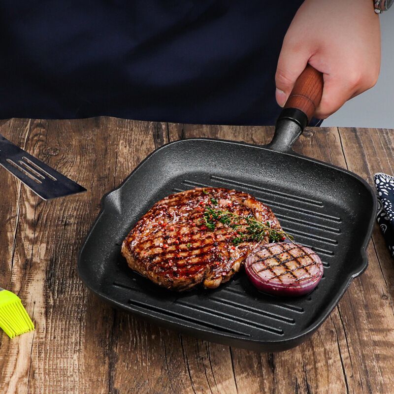 Ridged Cast Iron Grill Pan