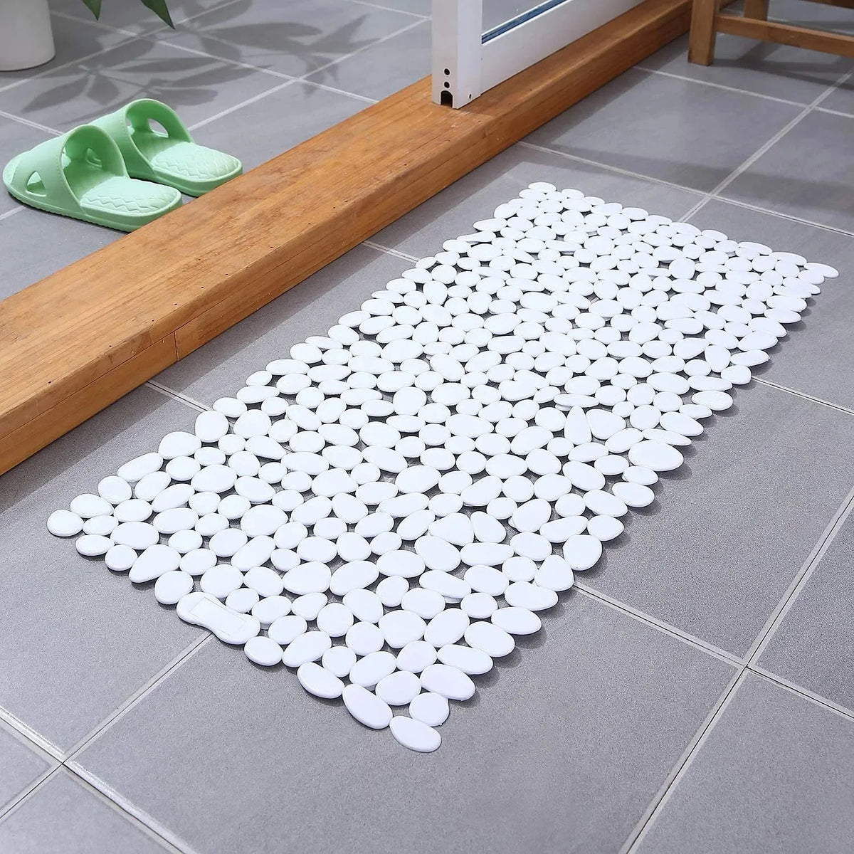 Pebble Texture PVC Bath Mat with Suction Cups, 88 x 40 cm