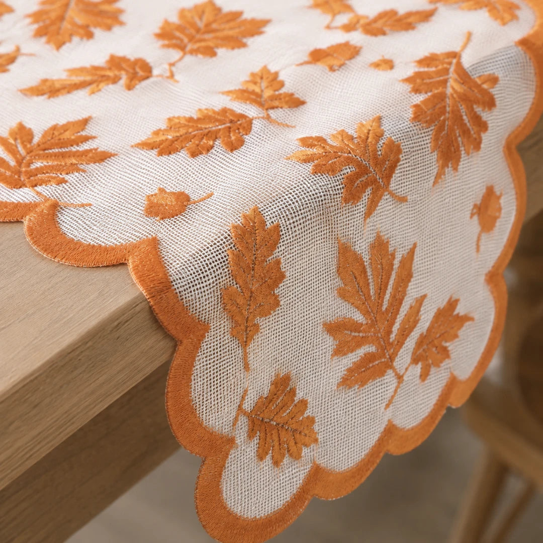 Leaf Lace Table Runner with Scalloped Edge, 33 x 183 cm - product view 8