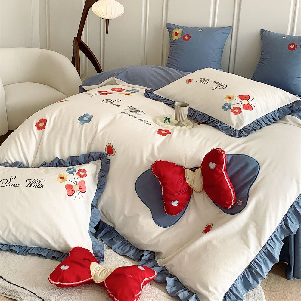 Ruffled Floral Quilted Bedding Set with Bow Cushions