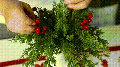 Artificial Pine Branch and Red Berry Decoration Set – image 6